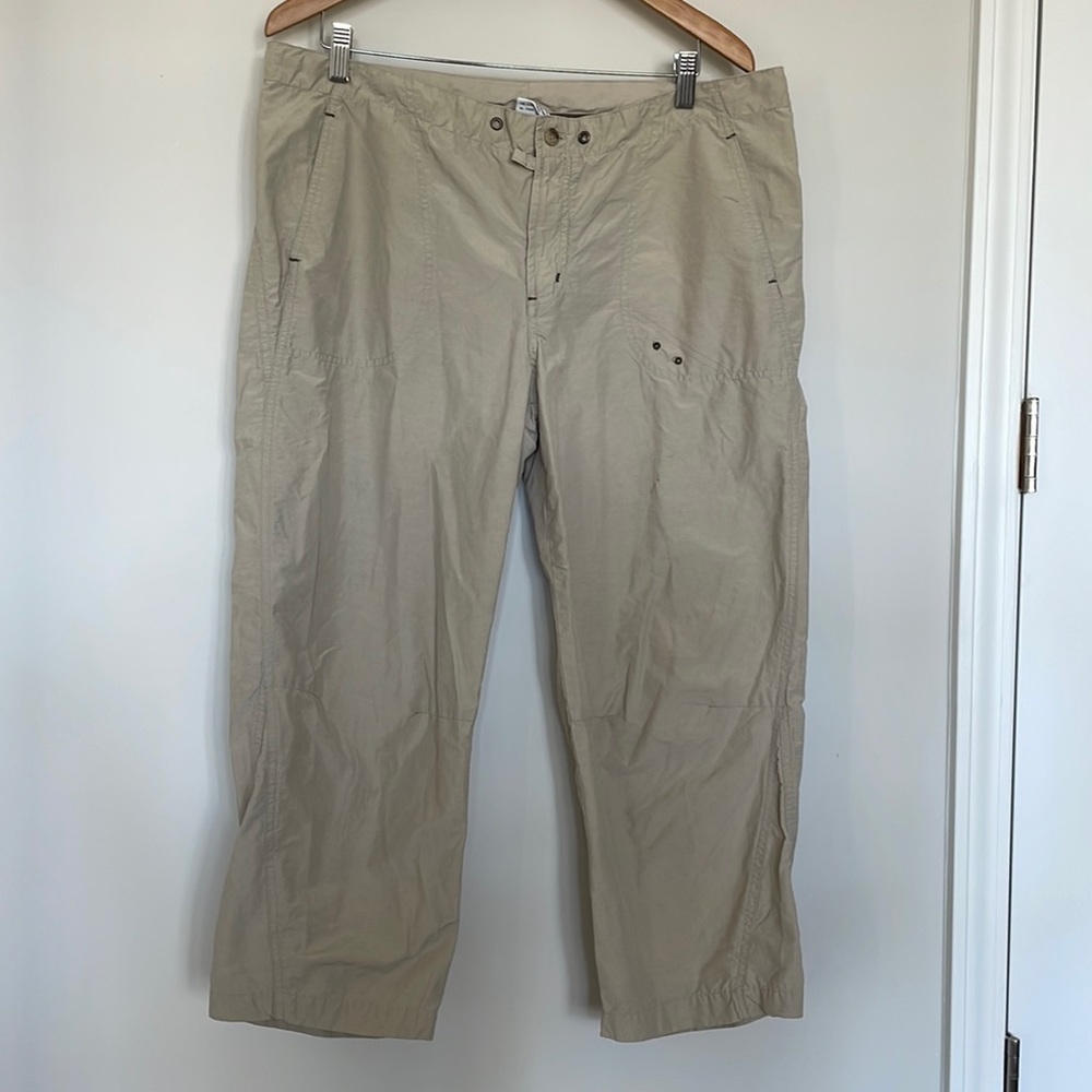 Columbia cropped hiking pants Sz L